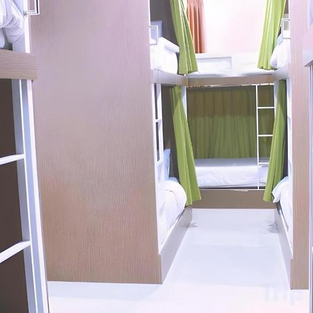 Wakeup Homestay Jogjakarta Buitenkant foto