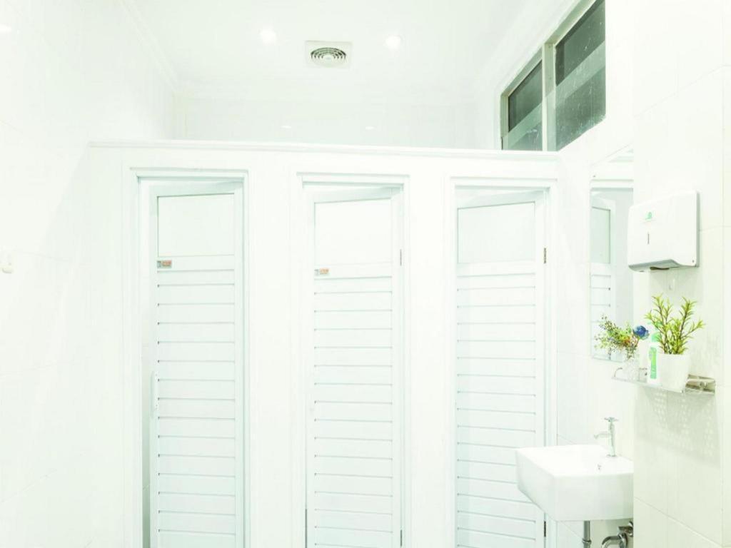 Wakeup Homestay Jogjakarta Buitenkant foto