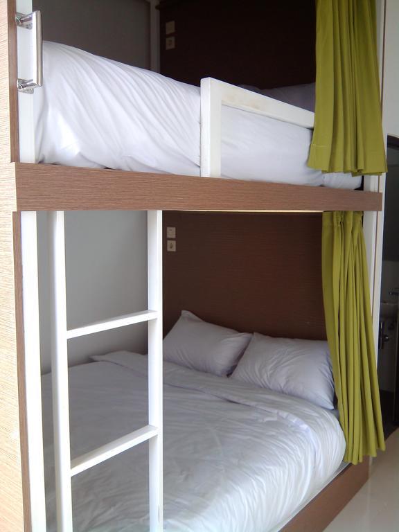 Wakeup Homestay Jogjakarta Buitenkant foto